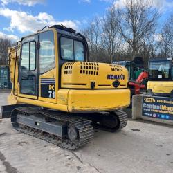 Komatsu PC71-7