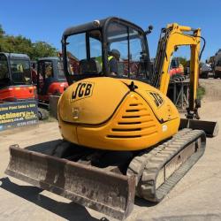JCB 8060