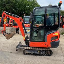 Kubota KX016-4