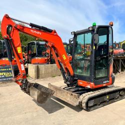 Kubota U27-4