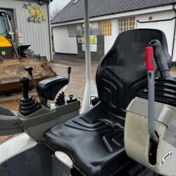 Takeuchi TB217R