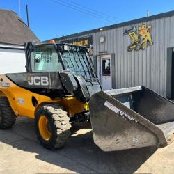 JCB 520-40