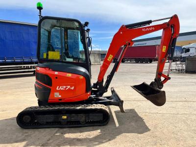 Kubota U27-4