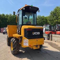 JCB 6T-2